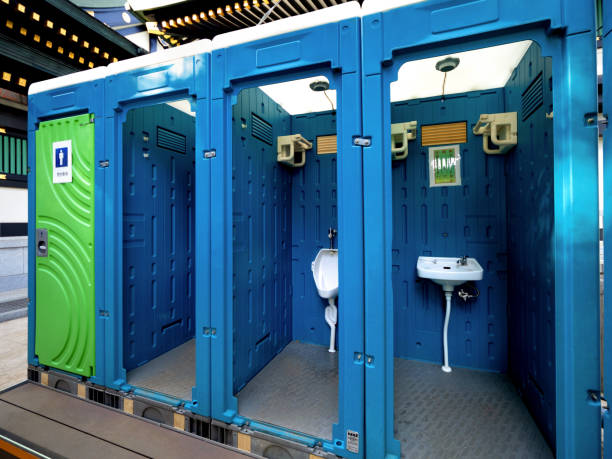 Best Portable restroom trailer rental  in Rio Communities, NM